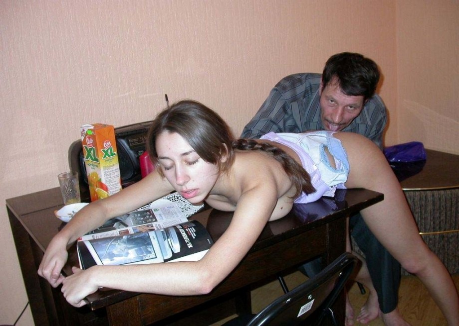 She fuck with stepfather when mom isn\\\'t home 
