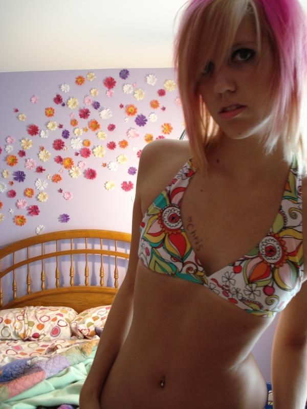 Naked emo girl