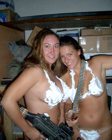 Army girls  and hers naked private pics