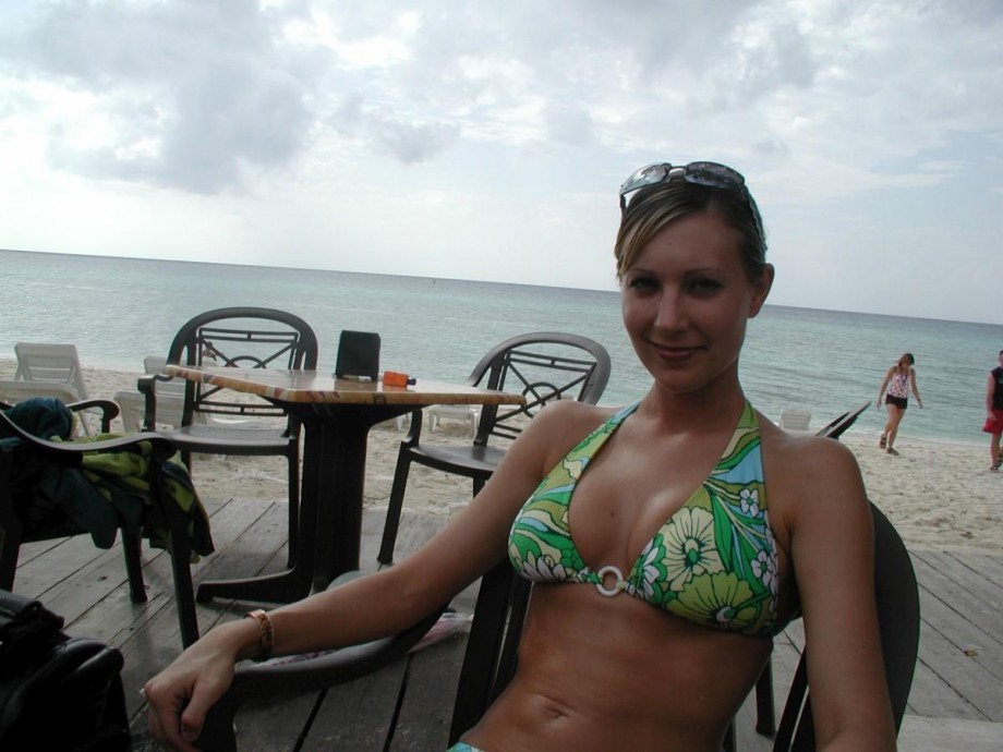 Vacation girl friend ex gf lisa 