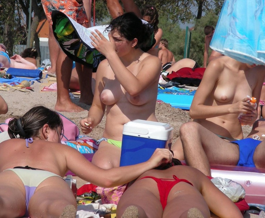 Topless teens on beach set young teen girl fkk