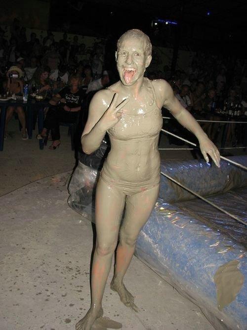 Mudwrestling girls