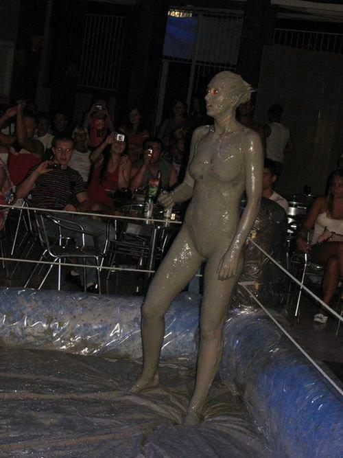 Mudwrestling girls