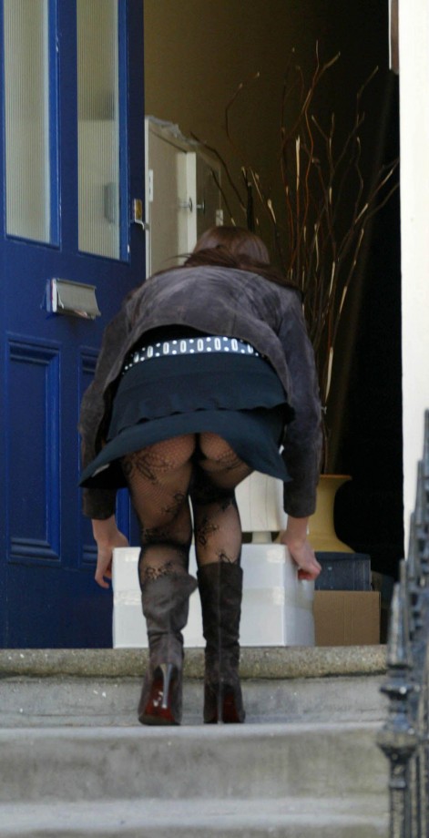 Voyeur upskirt - 9 (found on the web) 