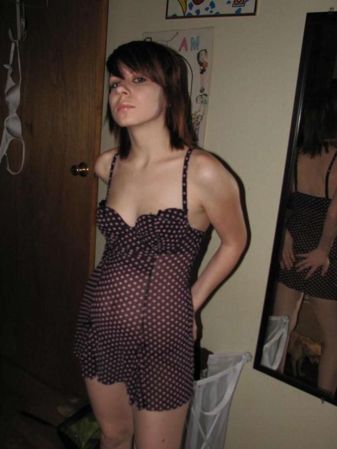 Naked emo girl 2 