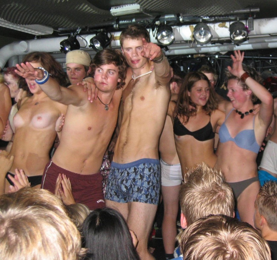 Students and their college outdoor initiations