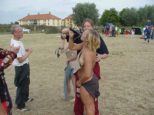 Students and their college outdoor initiations 2