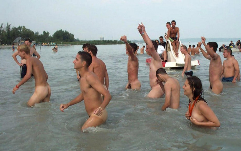 Students and their college outdoor initiations 2