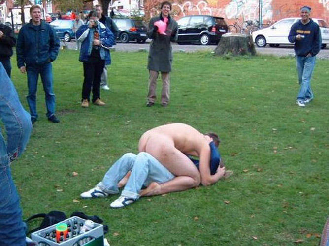 Students and their college outdoor initiations 2