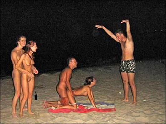 Hardcore amateurs photos from nude beach no.03 