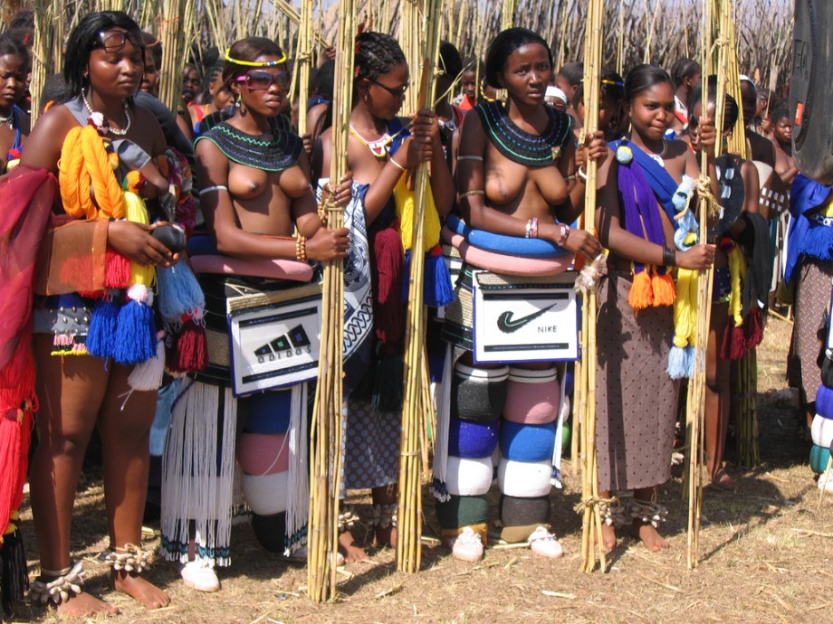 Reed dance
