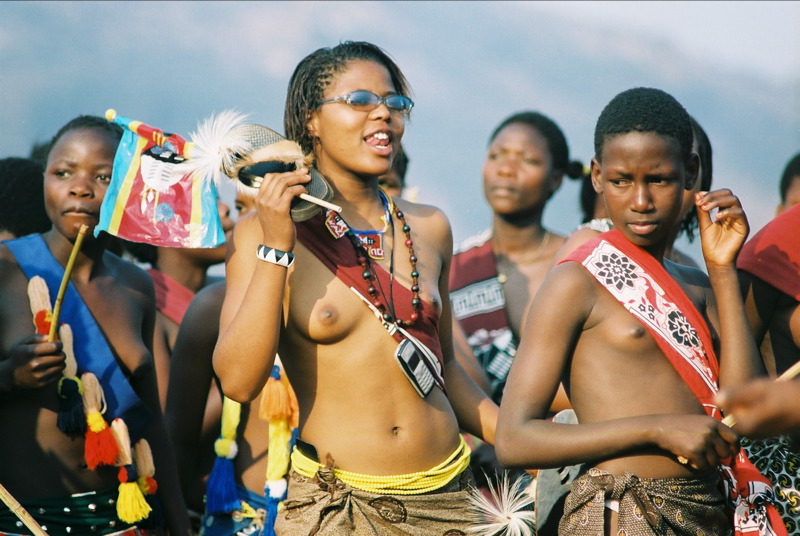 Reed dance