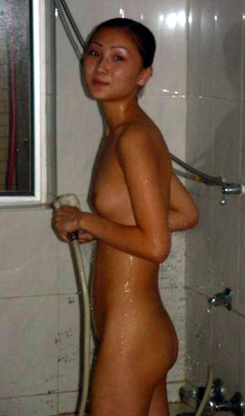 Amateurs: taking a shower. part 5. 