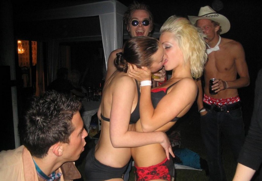 Amateurs: hot parties. part 1. 