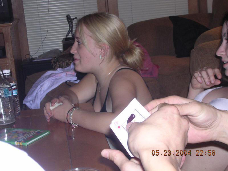 Amateurs: strip poker. part 1. 