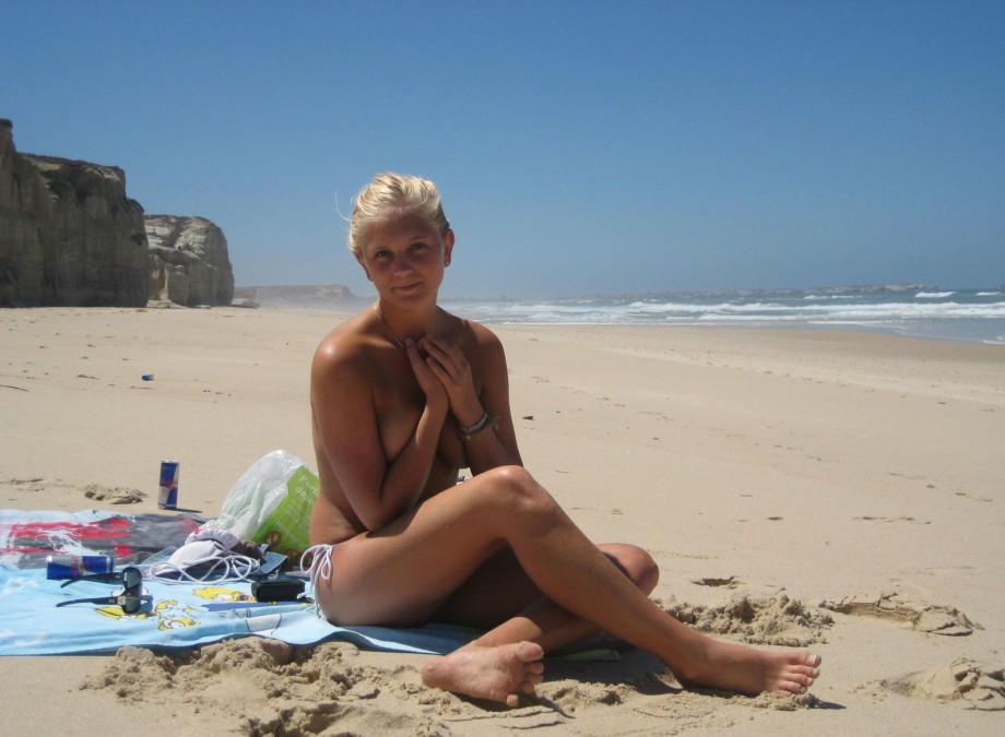 Sexy blond girl on the holiday