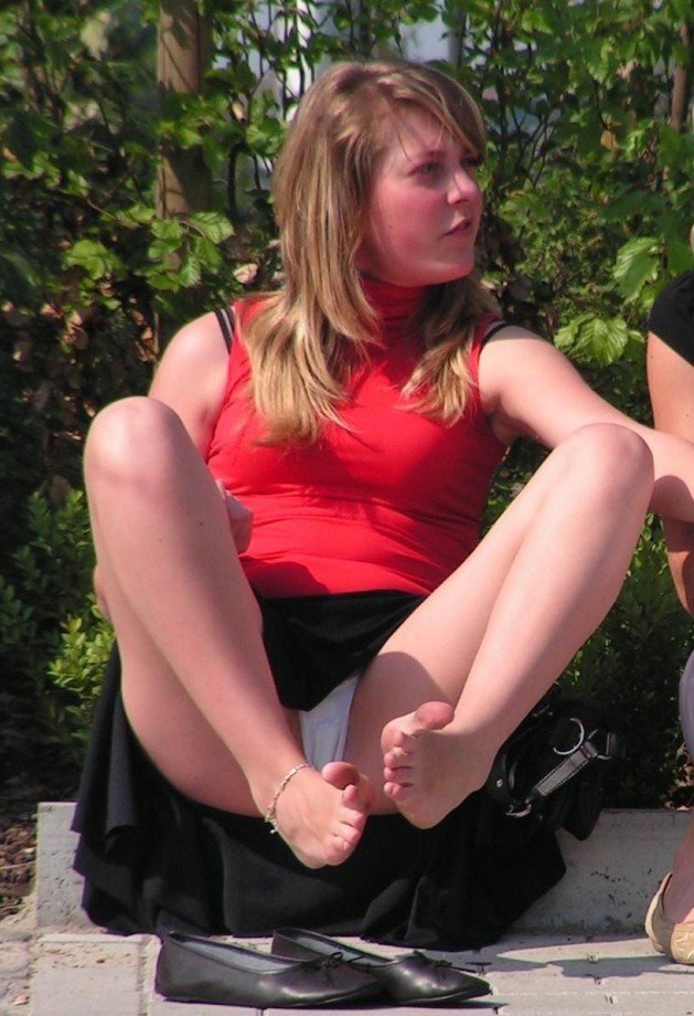 Upskirt and downblouse student pictures 41 