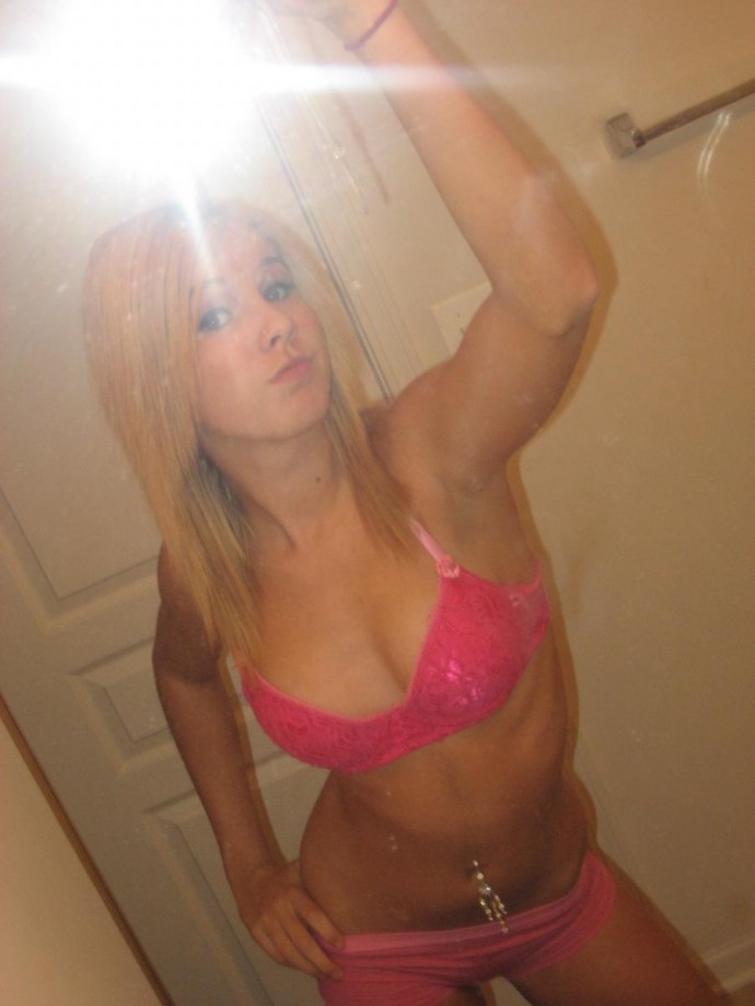 Blond greek hottie and her selfpics