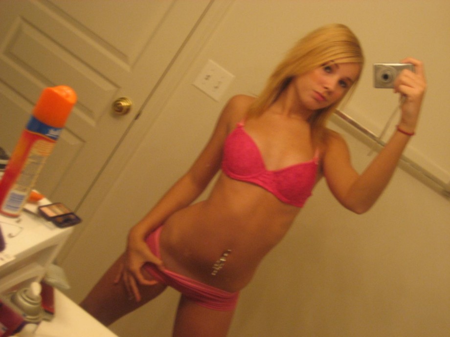 Blond greek hottie and her selfpics