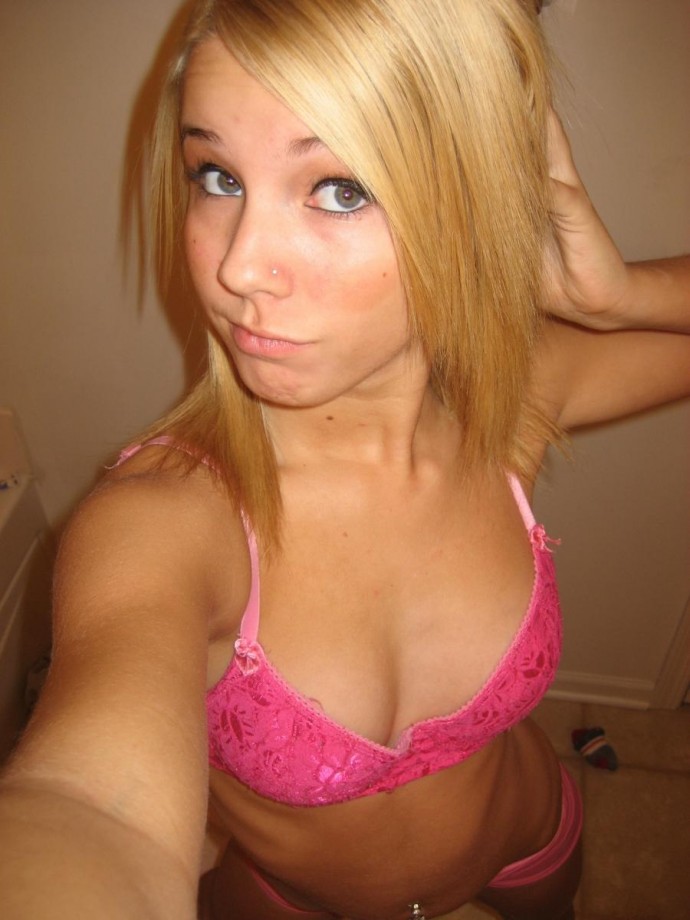 Blond greek hottie and her selfpics