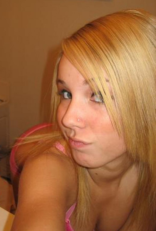 Blond greek hottie and her selfpics