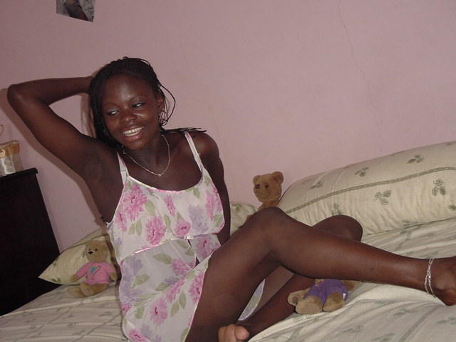 Africa tour - naked black amateur girl 04