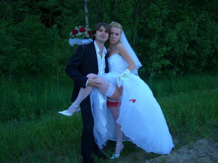 Wedding pics - amateur erotic - brides