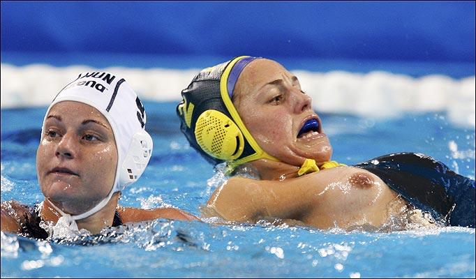 Oops water polo 