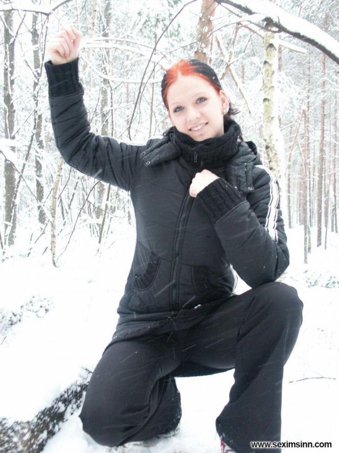 Nice ex girl chantal in snow 