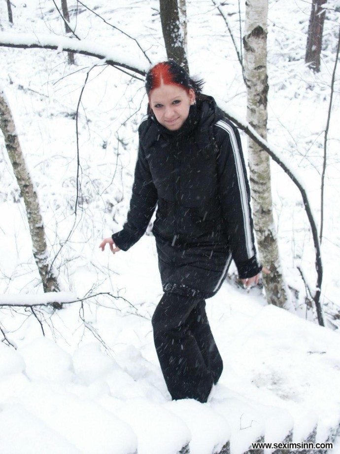 Nice ex girl chantal in snow 