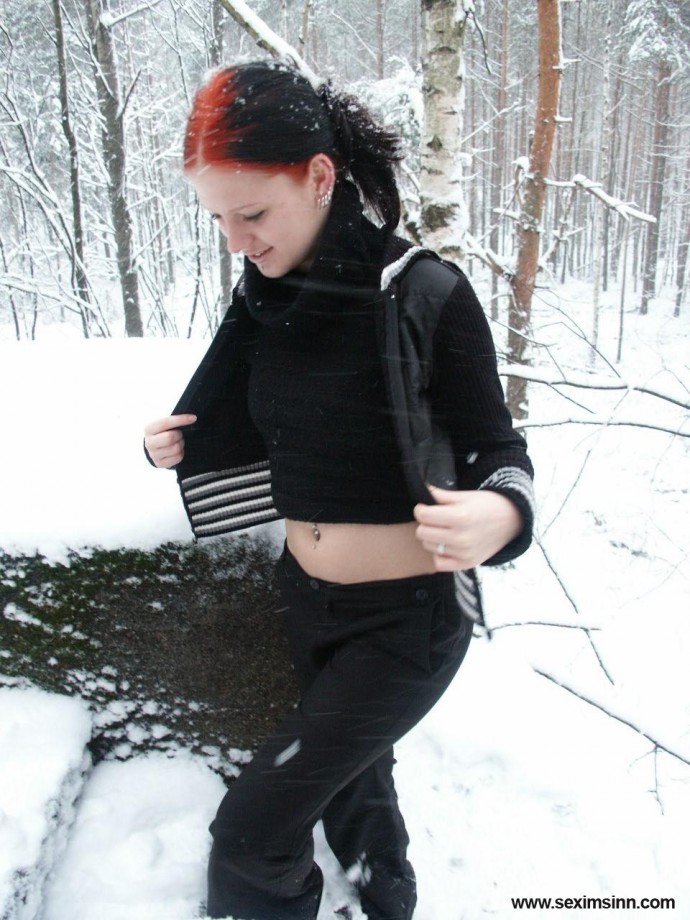 Nice ex girl chantal in snow 