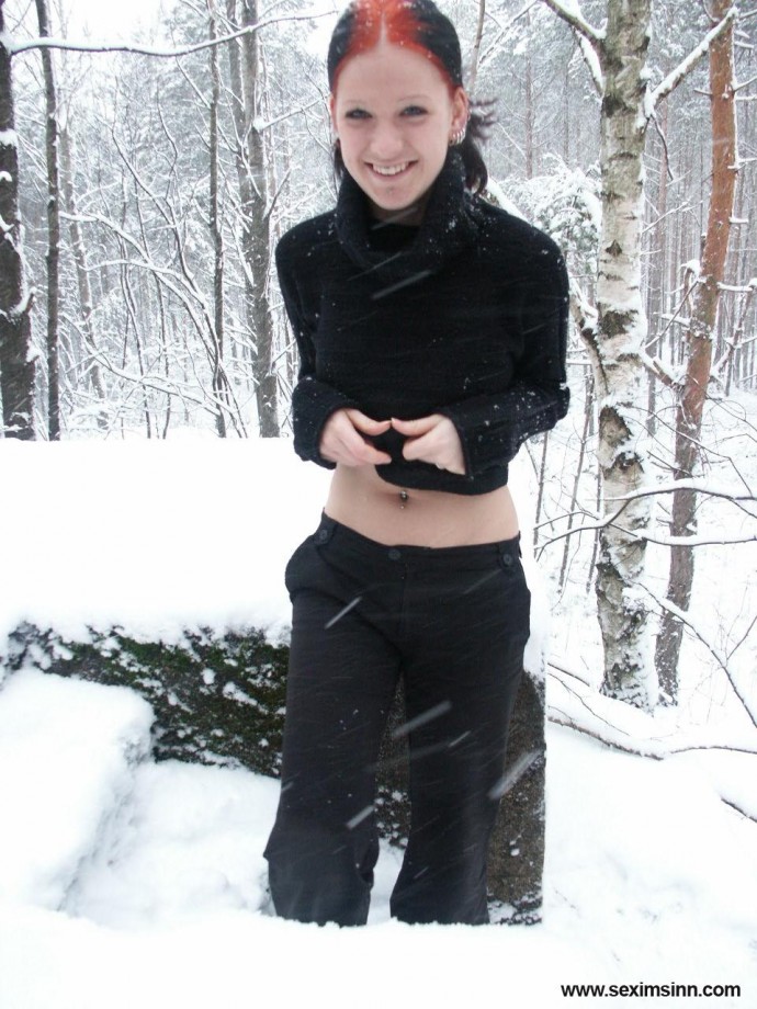 Nice ex girl chantal in snow 