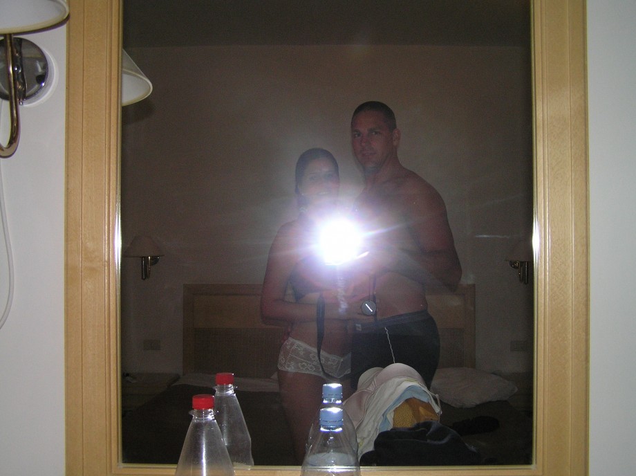 Couple on vacation ( strip show on room )