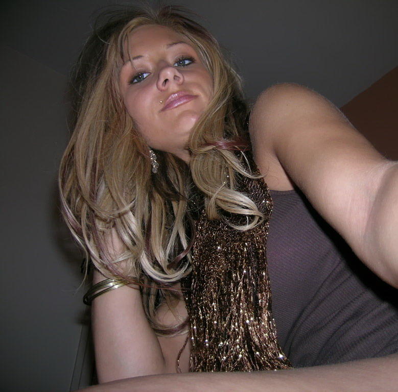 Teenie selfphotos 