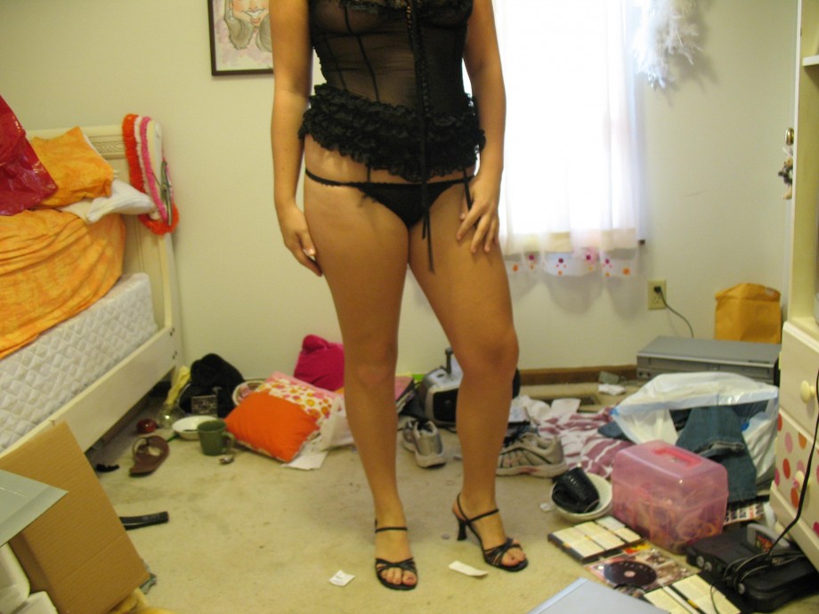 Amateur homemade girl in underwear