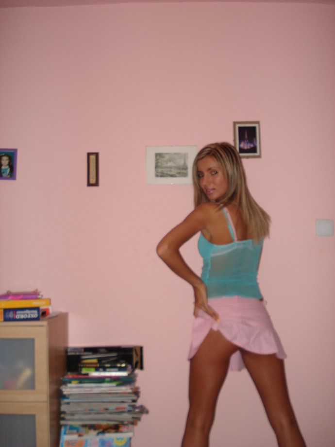 Young blonde girlkfriend in underwear