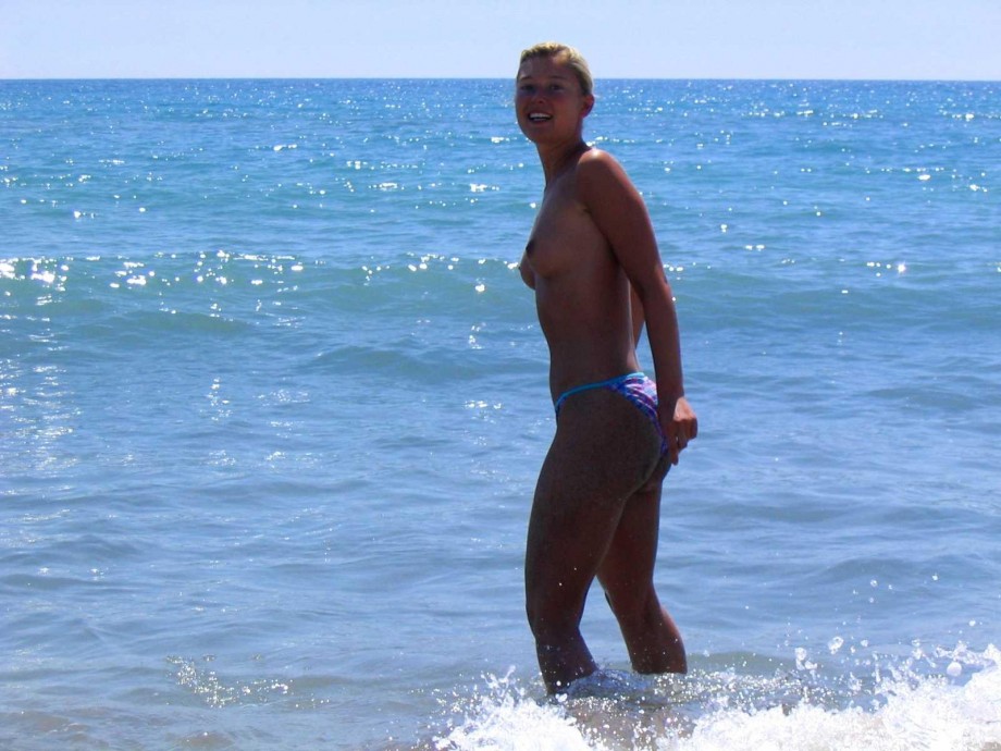 German girl and her turkish holiday ( nudist pics 