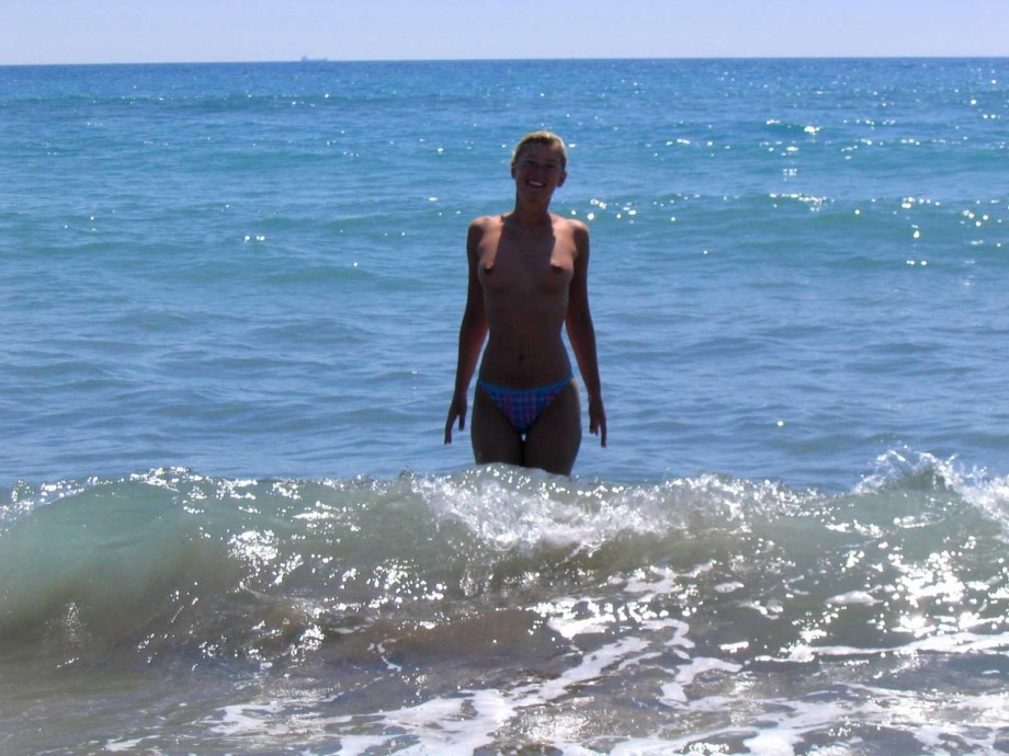 German girl and her turkish holiday ( nudist pics 