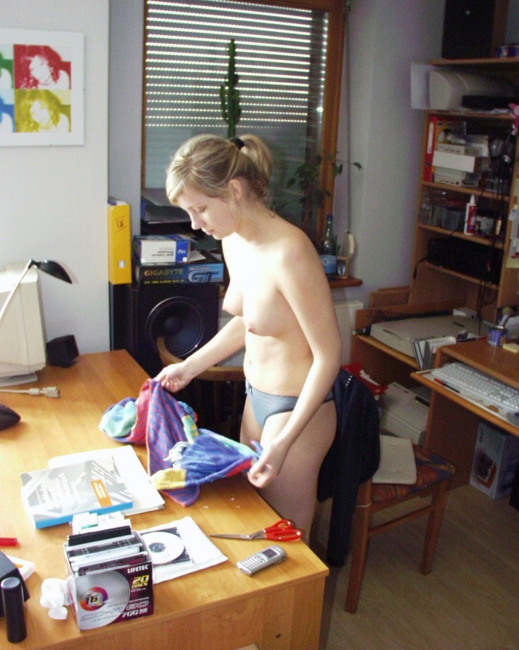 Naked amateur teen elena 