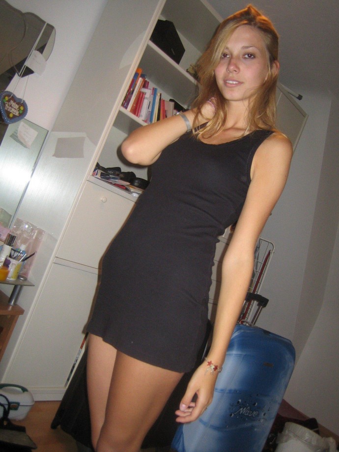 German amateur girl and her private photos 