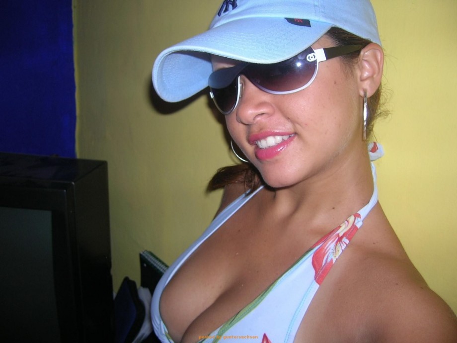 Latina girl with big boobs showing off 
