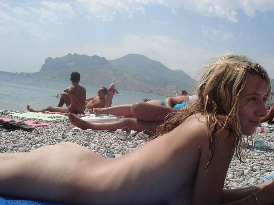 Young amateurs nudists top mix photos