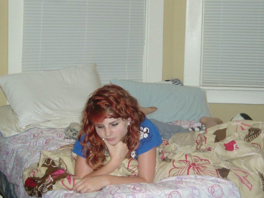 A sweet redhead amateur teen 