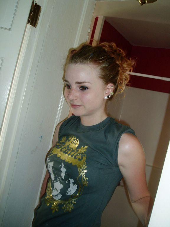 A sweet redhead amateur teen 