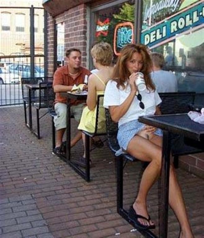 Girls naked in public places 