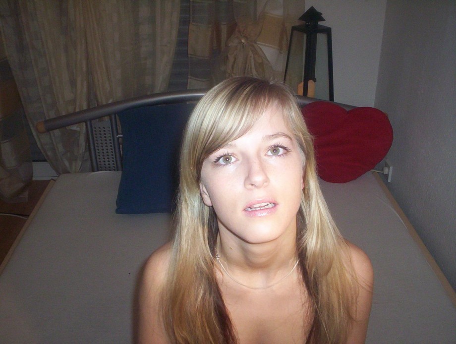 Amateur skinny blonde teen