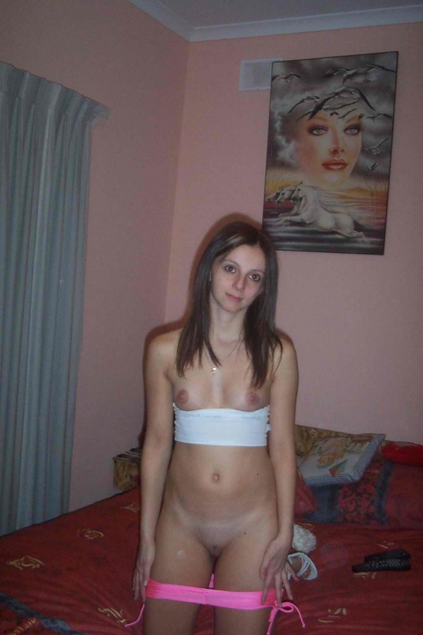 Amateur skinny girlfriend 