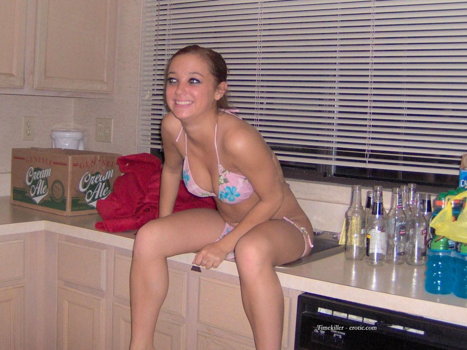 Young amateurs peeing - pissing in party home 03