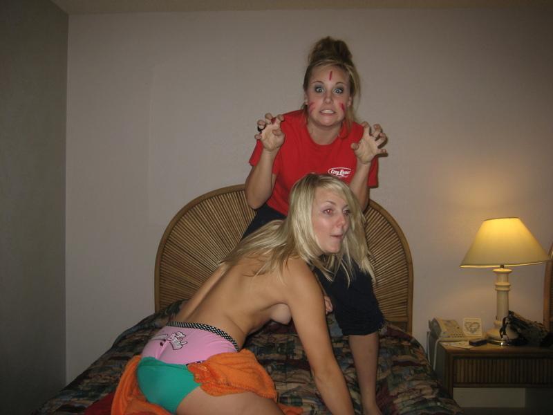 5 amateur girls selfshot naked - nude slumber part