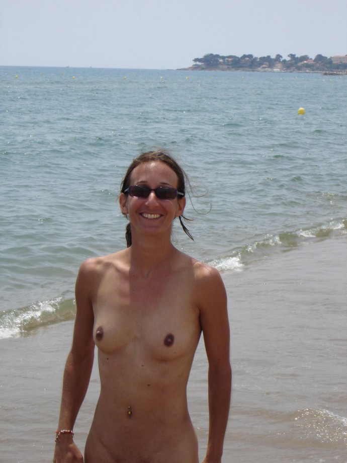 Amateur naked teen carine on the beach